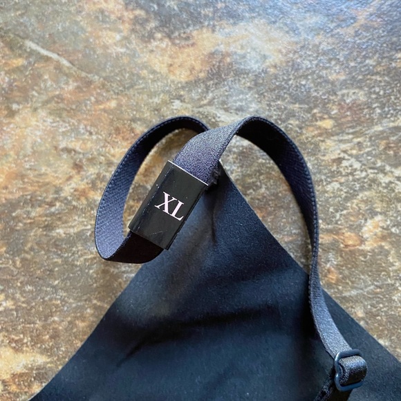 NWT. Victoria’s Secret Pink bralette in black. - Picture 3 of 3